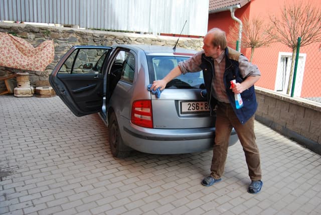 Čištění aut
