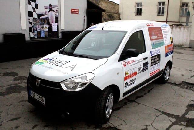 Předání "sociálního automobilu"